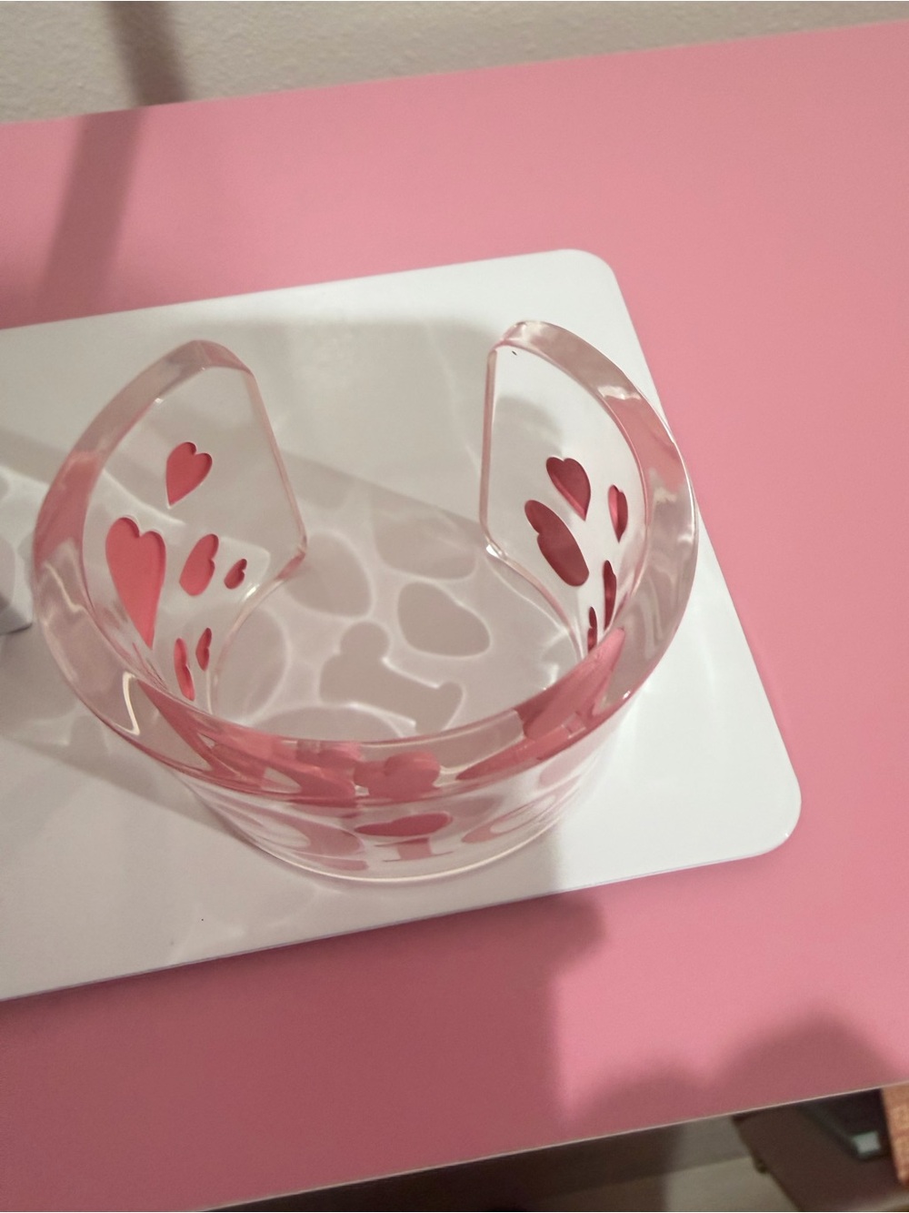 🩷Dior Clear Acrylic Cuff with Pink Hearts - Picture 3 of 7
